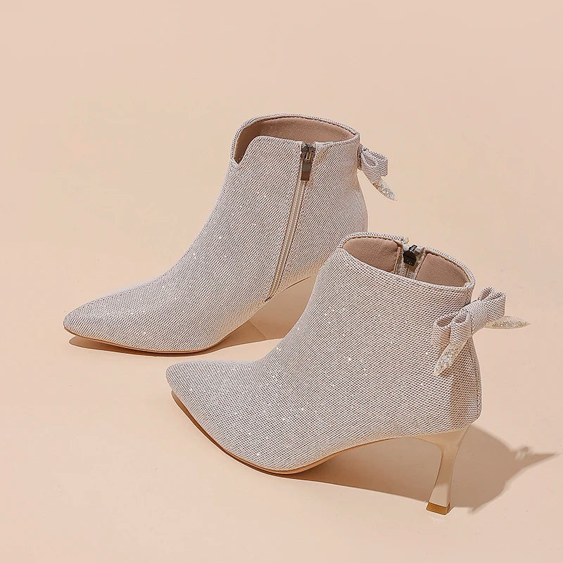 Bottines élégantes à talon fin