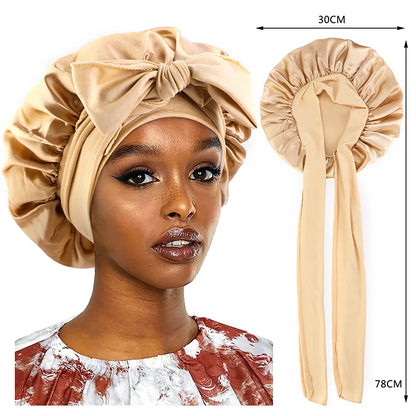 Bonnet en Satin avec Nœud