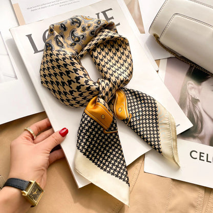 Foulard en Soie Motif Bandana