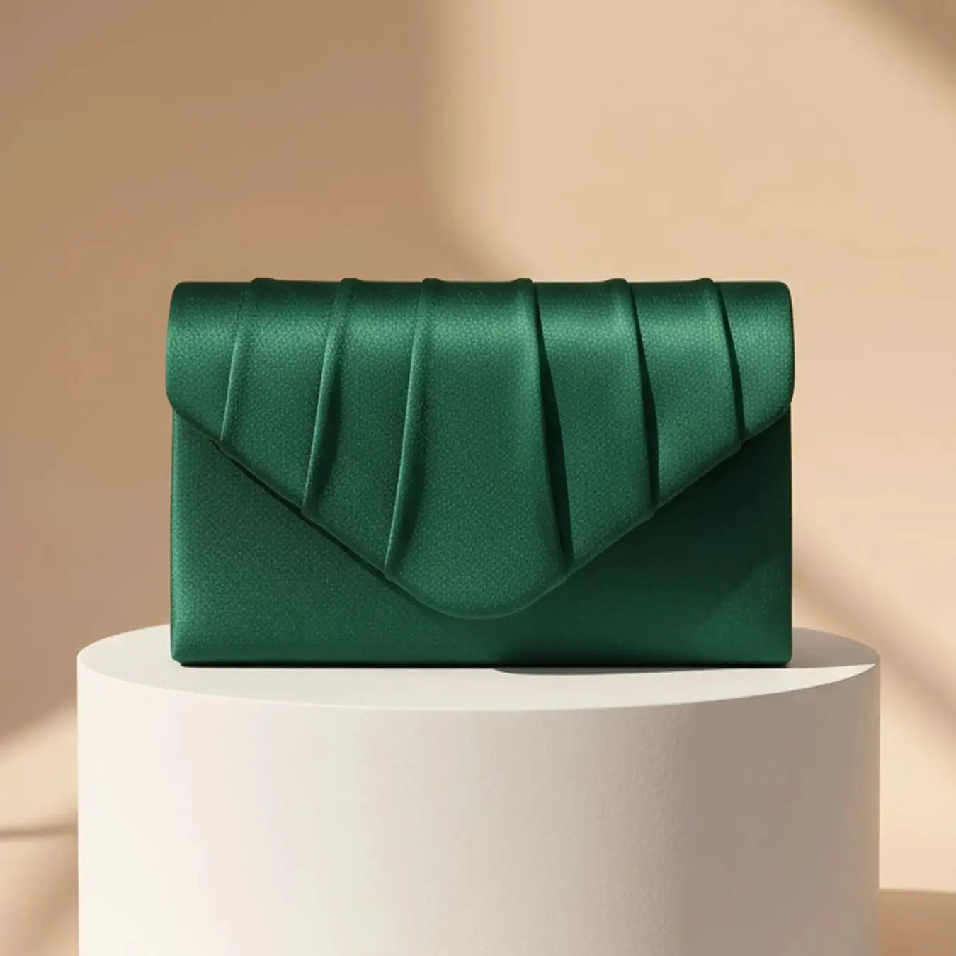 pochette chic et minimaliste