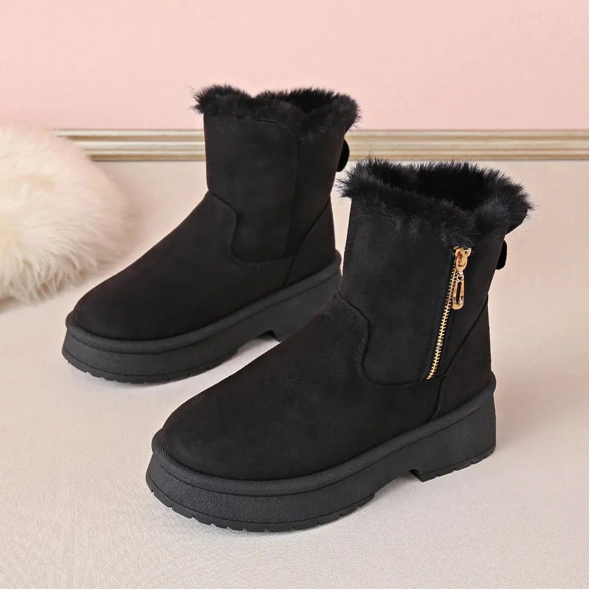 bottines d’hiver beiges doublées en fausse fourrure