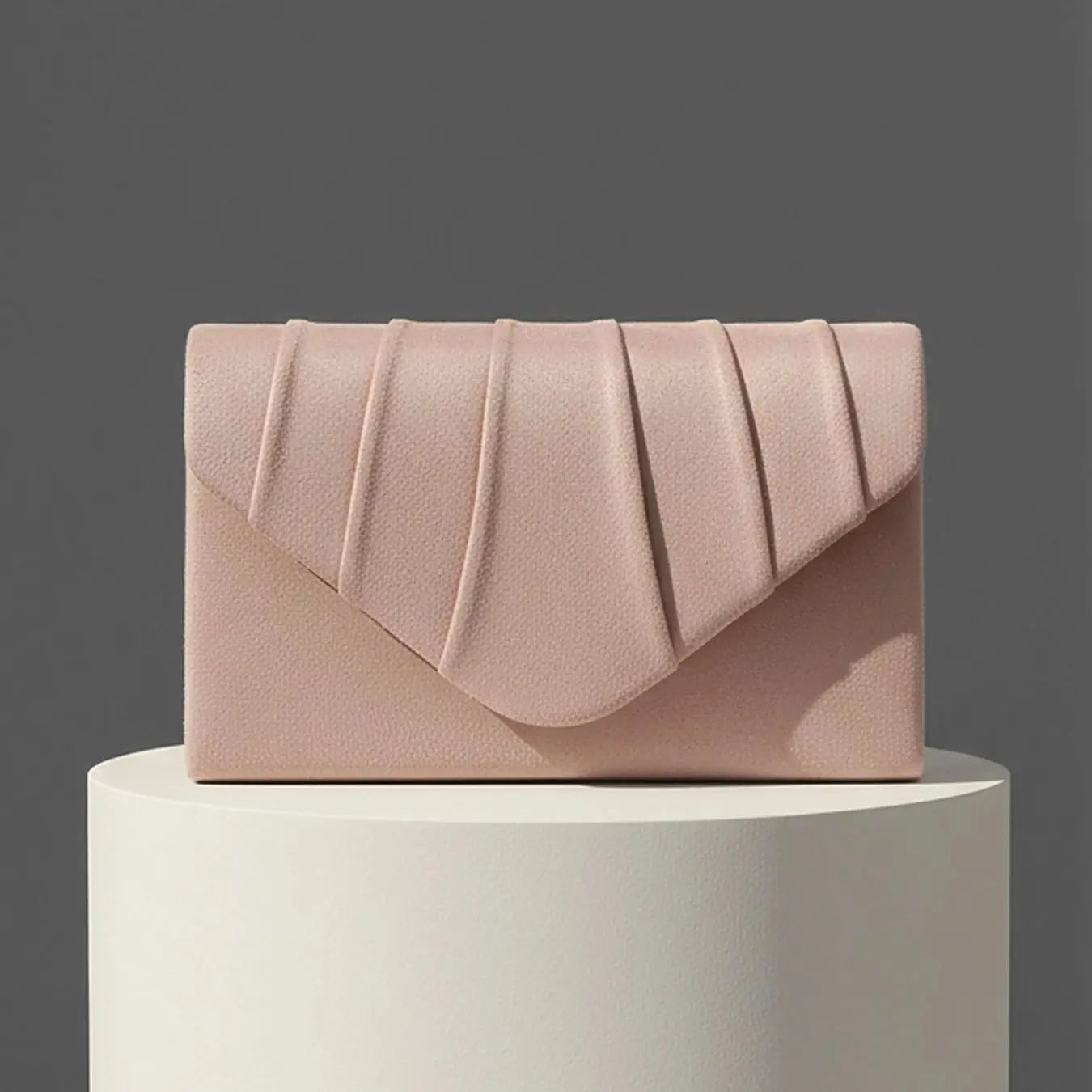 pochette chic et minimaliste